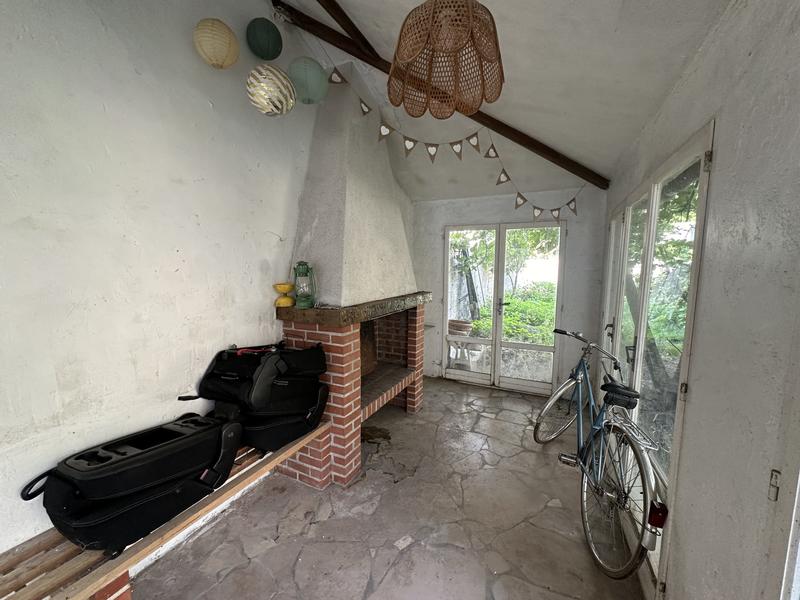 Maison - 200 m² - 8 pièces