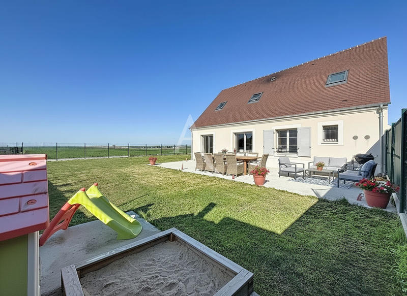 Maison - 116 m² - 6 pièces
