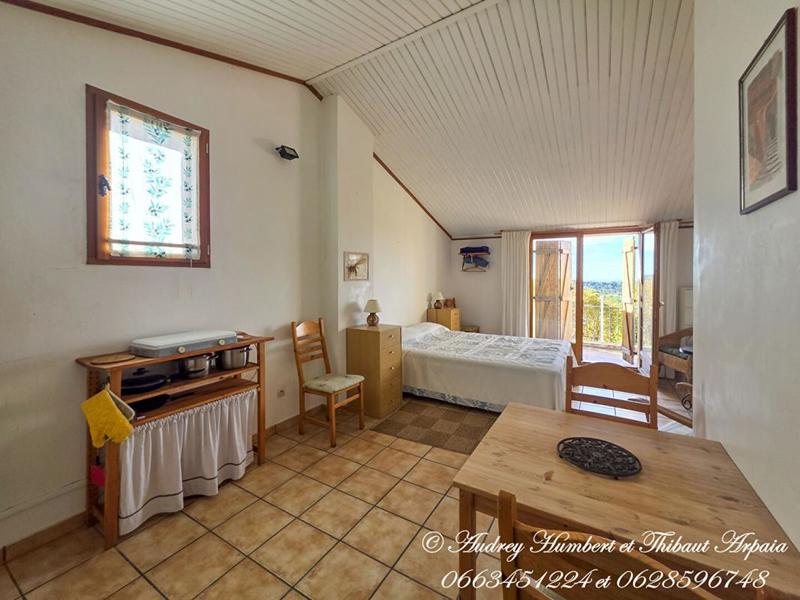 Maison - 215 m² - 7 pièces