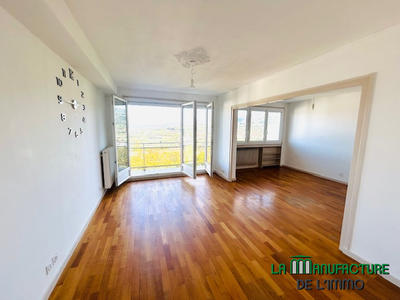 Appartement - 75 m² - 4 pièces