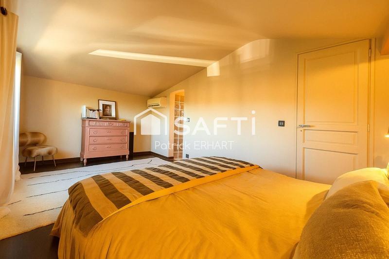 Maison - 185 m² - 7 pièces