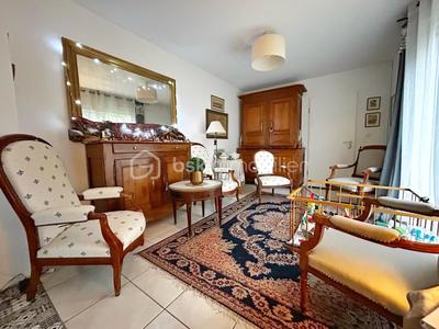 Propriété - 269 m² - 13 pièces