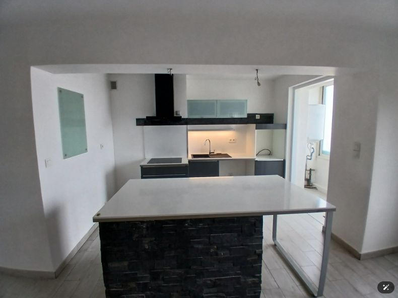 Appartement - 75 m² - 4 pièces