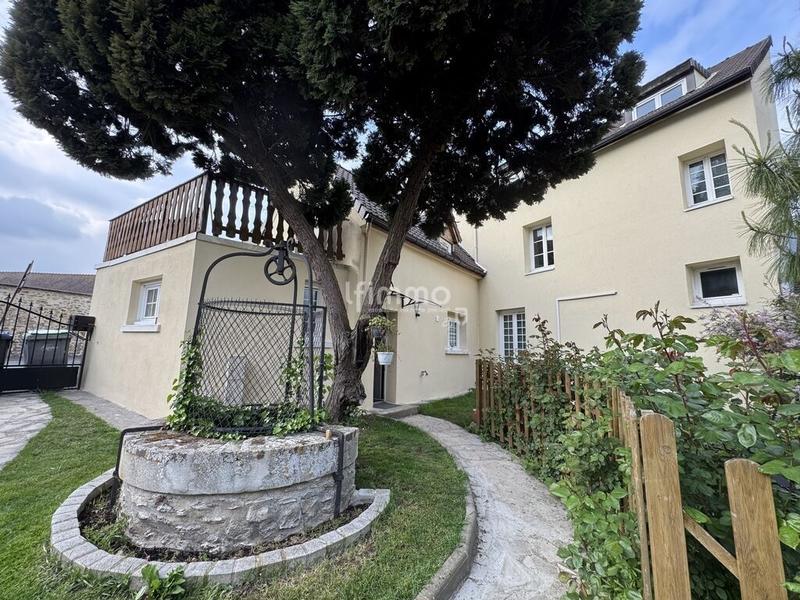 Maison de ville - 123 m² - 4 pièces