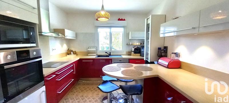 Maison - 92 m² - 4 pièces