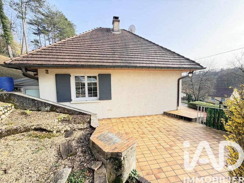 Maison - 96 m² - 4 pièces