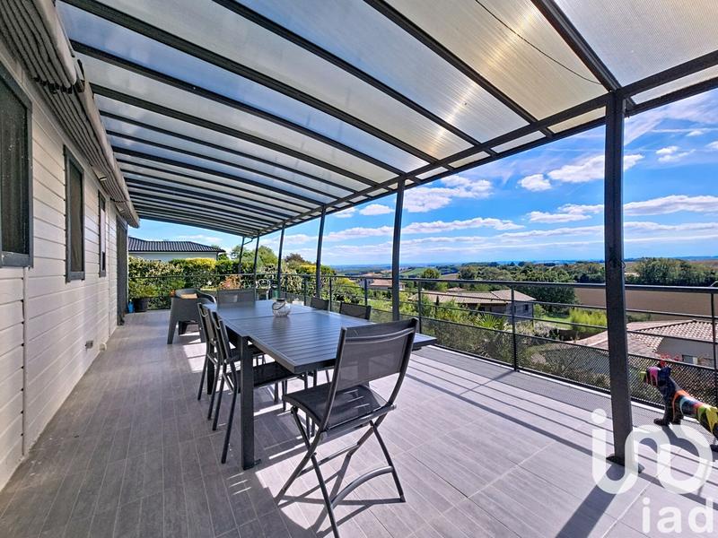 Maison - 168 m² - 8 pièces