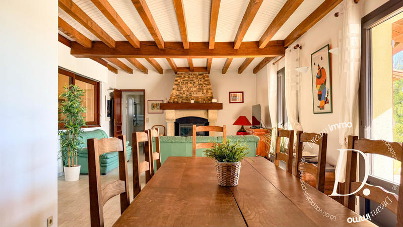 Maison - 156 m² - 6 pièces