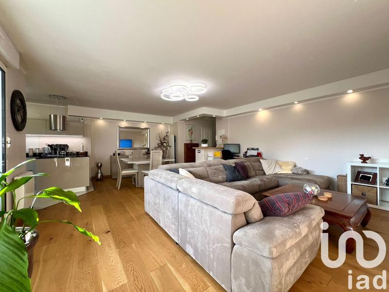 Appartement - 77 m² - 3 pièces