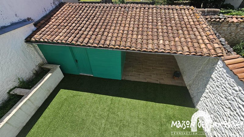 Maison - 90 m² - 3 pièces