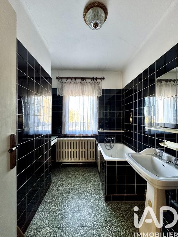 Maison - 147 m² - 5 pièces