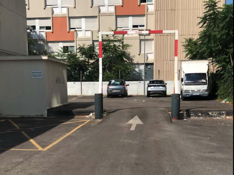Parking - 10 m²