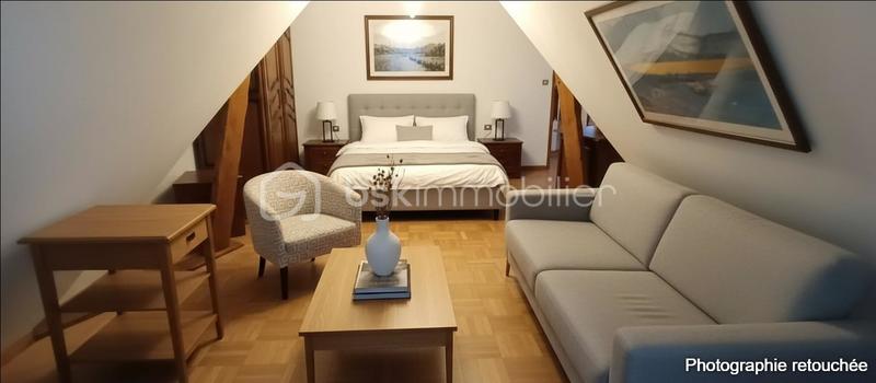 Maison traditionnelle - 125 m² - 6 pièces