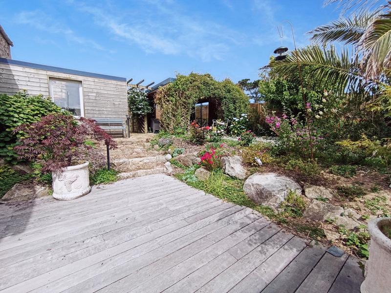 Maison - 180 m² - 7 pièces