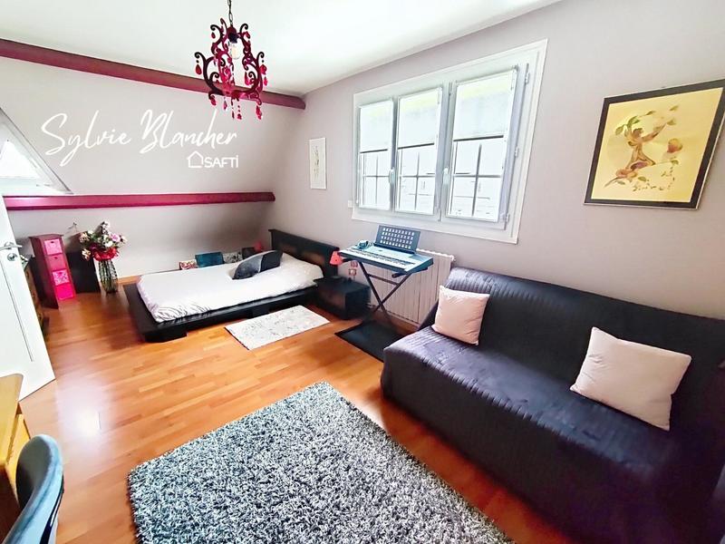 Maison - 170 m² - 6 pièces