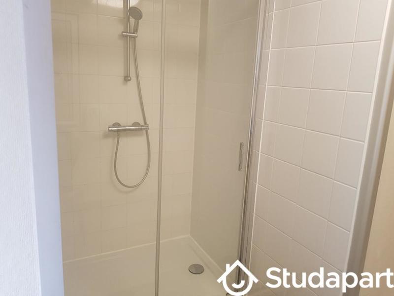 Chambre - 18 m² - 1 pièce