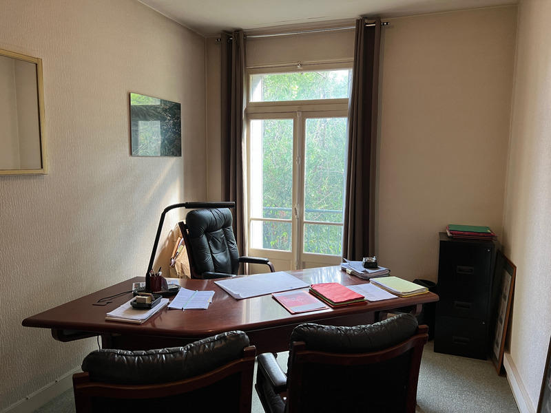 Maison - 300 m² - 9 pièces