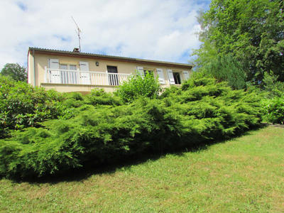 Maison - 107 m² - 6 pièces