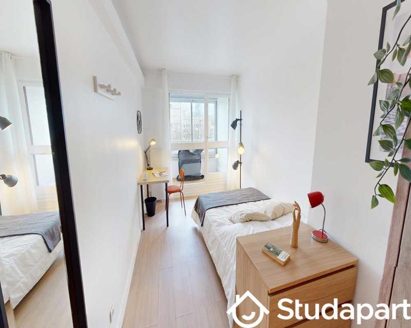 Chambre - 110 m² - 1 pièce