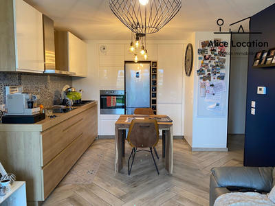 Appartement - 58 m² - 3 pièces