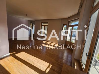 Appartement - 86 m² - 4 pièces