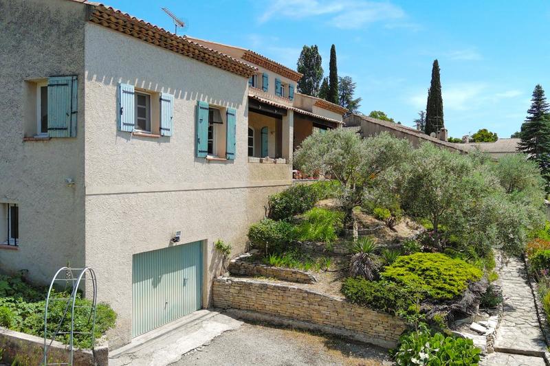 Maison - 150 m² - 4 pièces