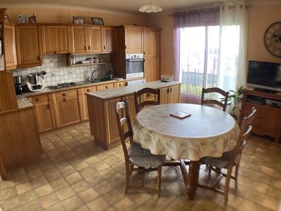 Maison - 147 m² - 6 pièces