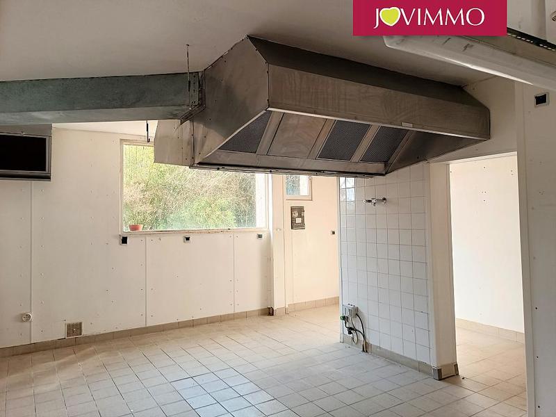 Maison - 725 m² - 28 pièces