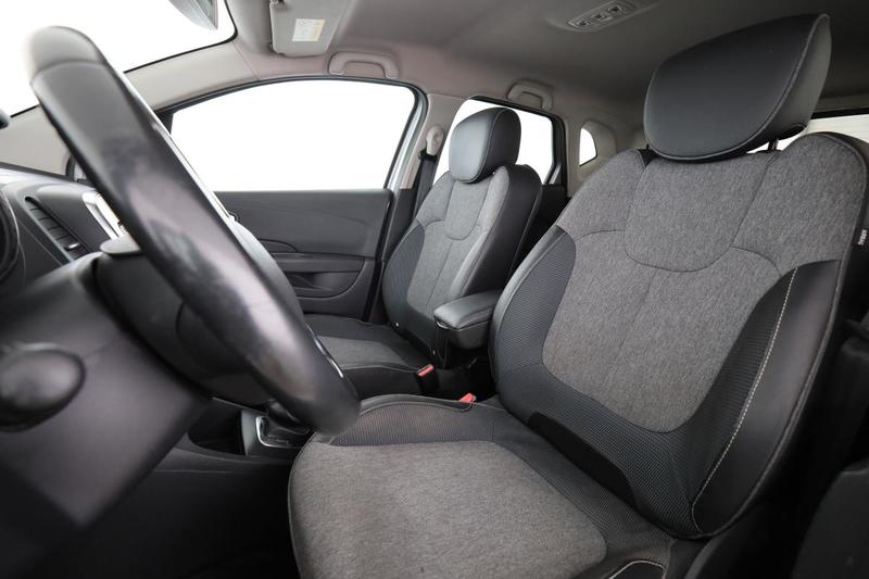 Renault Captur 1.5 dCi Energy Intens Edc 90 ch