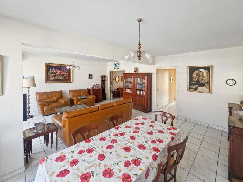 Appartement - 94 m² - 3 pièces