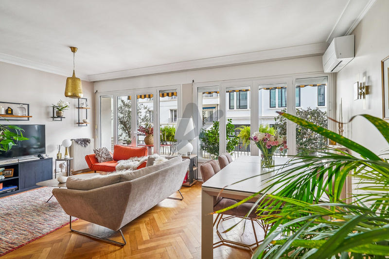 Appartement - 89 m² - 3 pièces