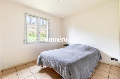 Maison traditionnelle - 96 m² - 4 pièces