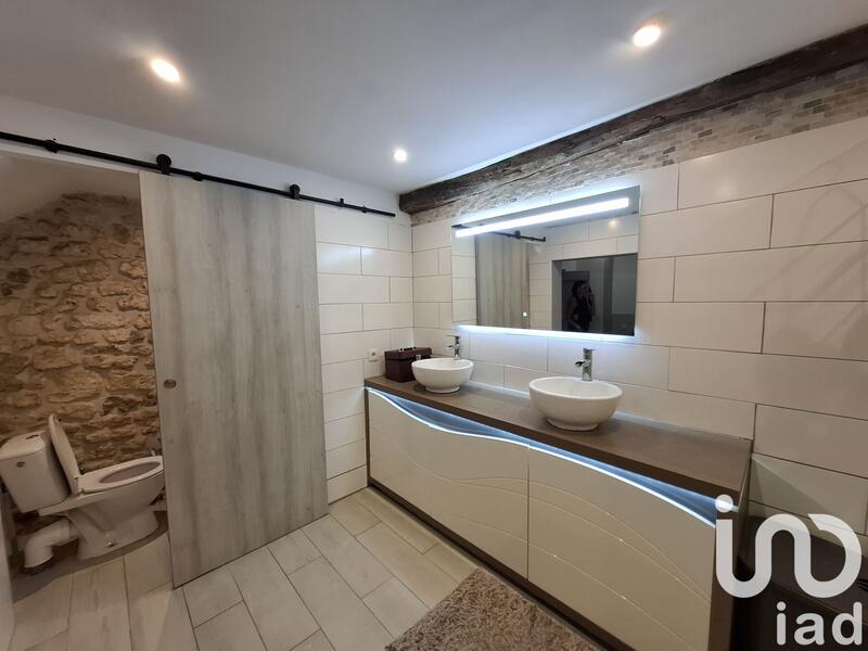 Maison - 166 m² - 7 pièces