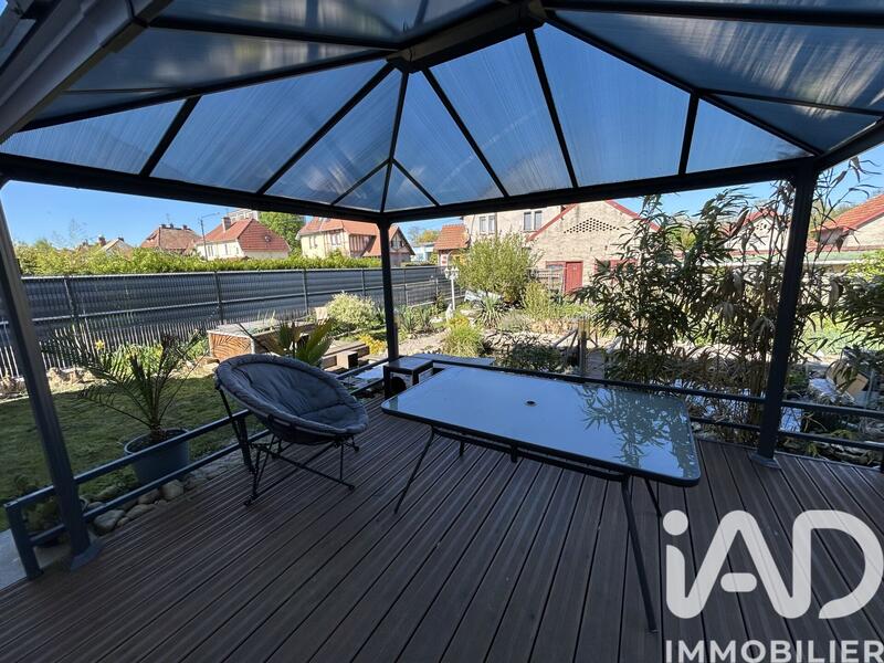 Maison - 152 m² - 6 pièces