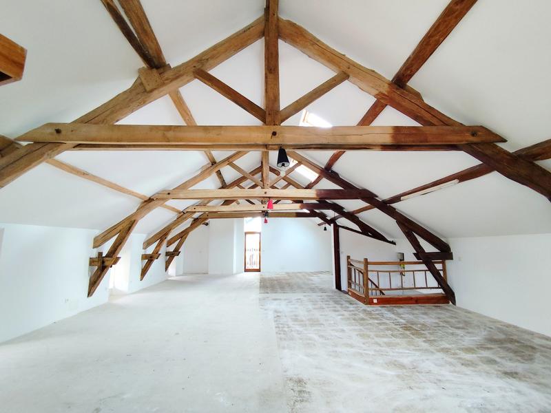 Ferme - 250 m² - 5 pièces