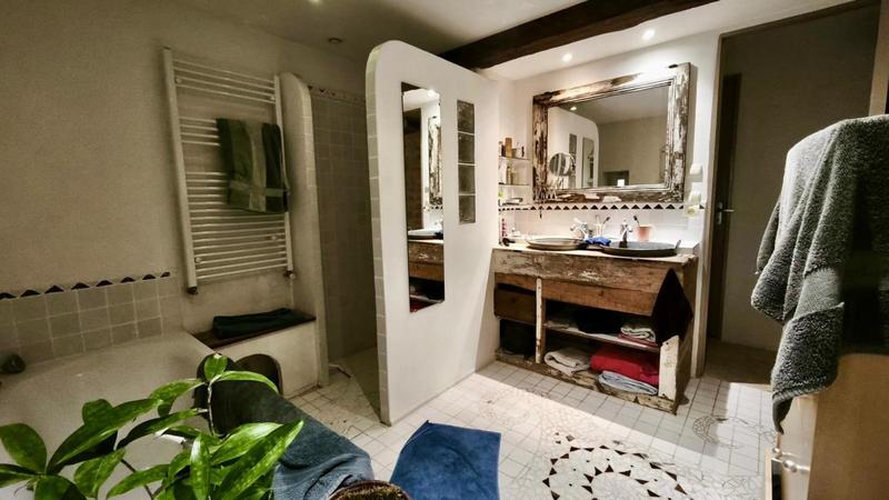 Maison ancienne - 165 m² - 5 pièces