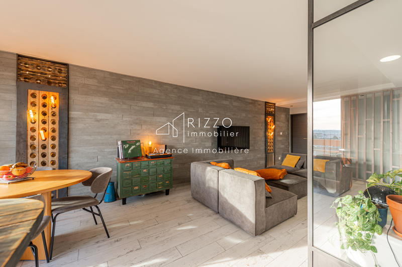 Appartement - 79 m² - 4 pièces