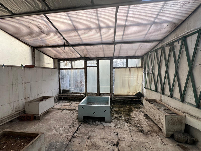 Maison - 190 m² - 13 pièces