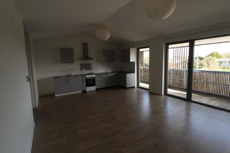 Appartement - 80 m² - 4 pièces