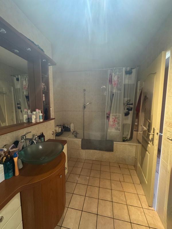 Appartement - 88 m² - 4 pièces