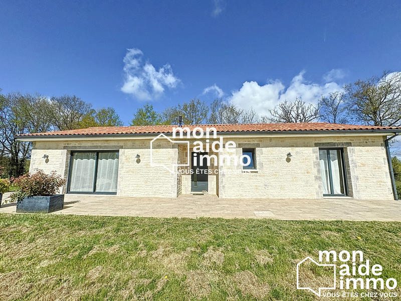 Maison - 260 m² - 8 pièces