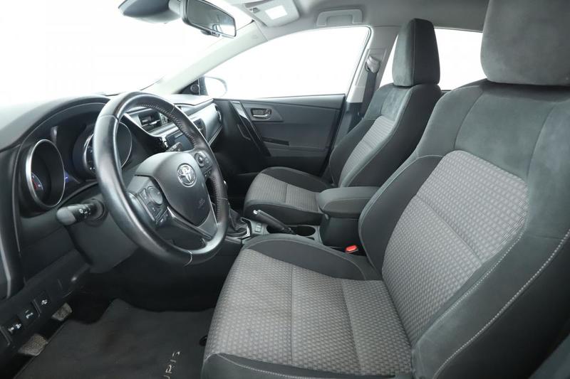 Toyota Auris 1.2t 116 ch