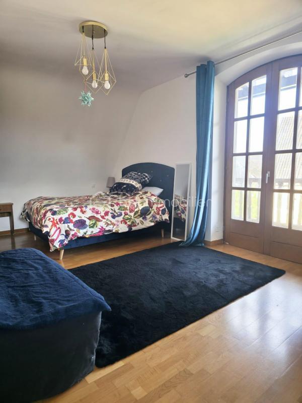 Villa - 215 m² - 5 pièces