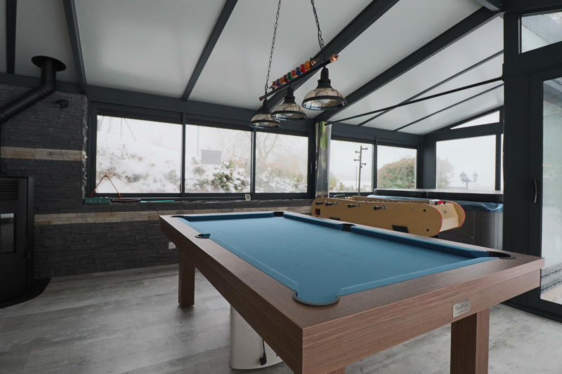 Propriété - 324 m² - 14 pièces