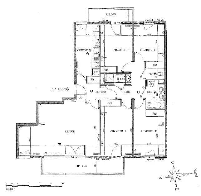 Appartement - 108 m² - 5 pièces