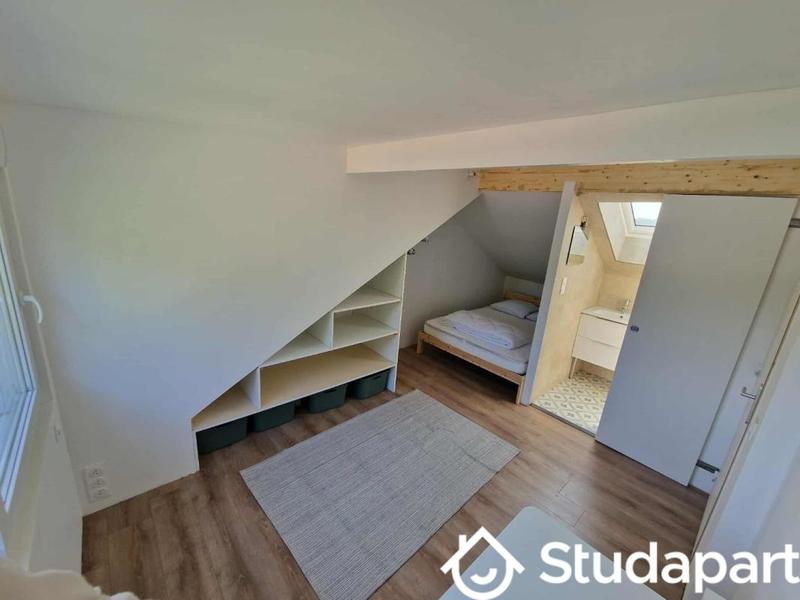 Chambre - 24 m² - 1 pièce