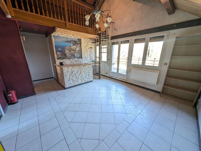 Maison - 170 m² - 5 pièces