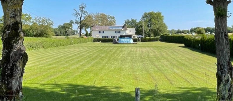 Maison - 257 m² - 6 pièces