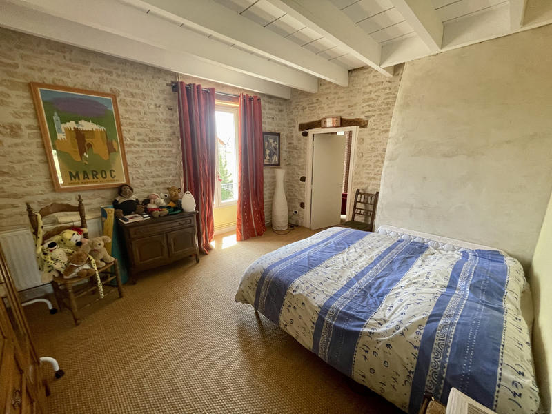 Maison - 372 m² - 9 pièces