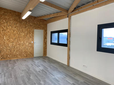 Local commercial - 105 m²